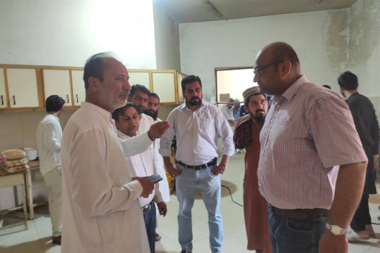 Inspection of IUB's canteen and hostel mess facilities.