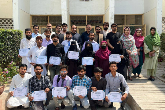 First-ever "Quiz Competition—Spring 2025" organized at the Institute of Physics, IUB