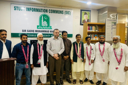 Farewell Ceremony Honoring Dedicated Library Staff Members