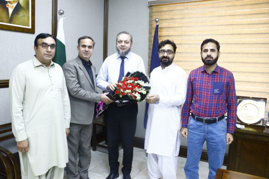 Officials of Mir Chakar Khan Rind University of Technology DG Khan met with Worthy VC Prof. Dr. Muhammad Kamran.