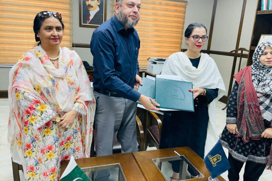 MOUs have been signed by IUB with Bahawal Women Entrepreneurs (BWE) and Circle Women Lahore.