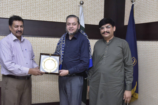 Officers from the Muzaffargarh Power Plants met with Worthy Vice Chancellor Prof. Dr. Muhammad Kamran.