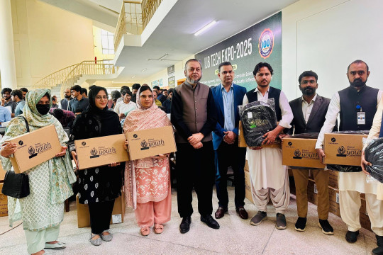 Prime Minister of Pakistan Laptop Scheme: Laptops were distributed to students at the Baghdad-ul-Jadeed Campus.