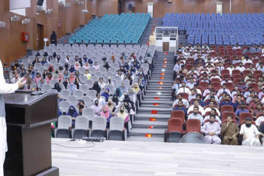 First Session of Students Panchayat held at Khawaja Ghulam Farid Auditorium