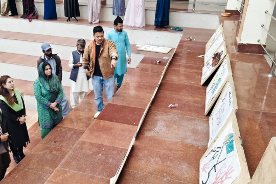 Live-painting session on the topic of Solidarity with Kashmir at University College of Art and Design, IUB.