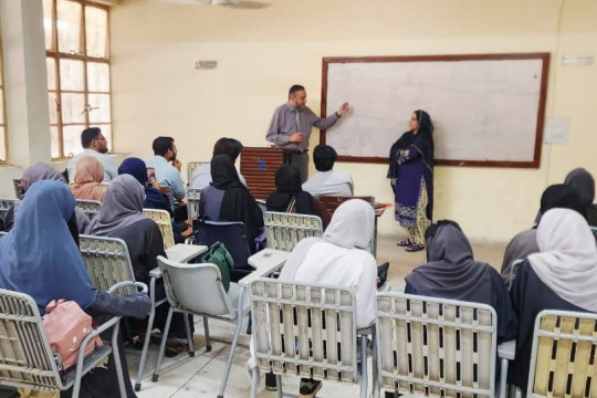 Worthy Vice Chancellor, Prof. Dr. Muhammad Kamran Visits Faculty of Chemical and Biological Sciences