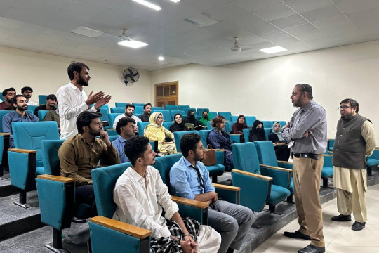 Worthy Vice Chancellor Prof. Dr. Muhammad Kamran visited the Faculty of Management Sciences, IUB.