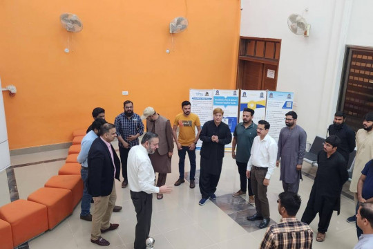 Vice Chancellor Prof. Dr. Muhammad Kamran visited IT Facilitation Center, Directorate of IT, IUB.