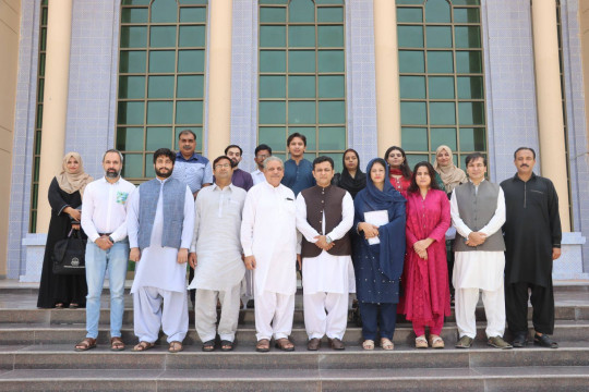 Workshop on Foundations of Statistics for Quantitative Research: Understanding Key Concepts. held at the IUB