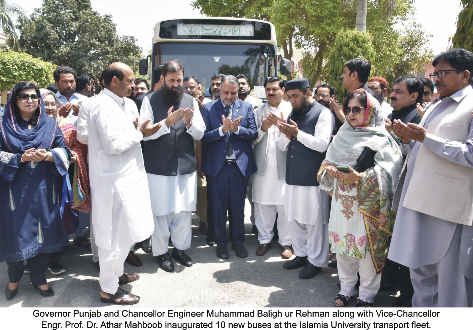 Governor Punjab appreciated the role of Islamia University in making the movement of students safe and comfortable