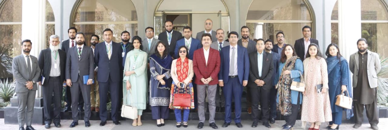 The officers of the 39th mid-career management course from NIM Islamabad visited IUB