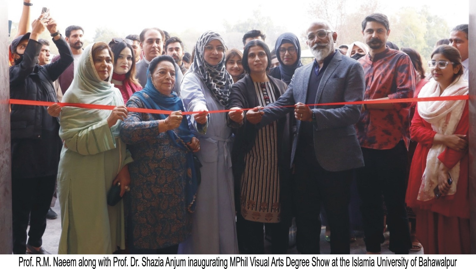 Legendary visual artist Prof. R.M. Naeem appreciated the MPhil Visual Arts Degree Show held at IUB