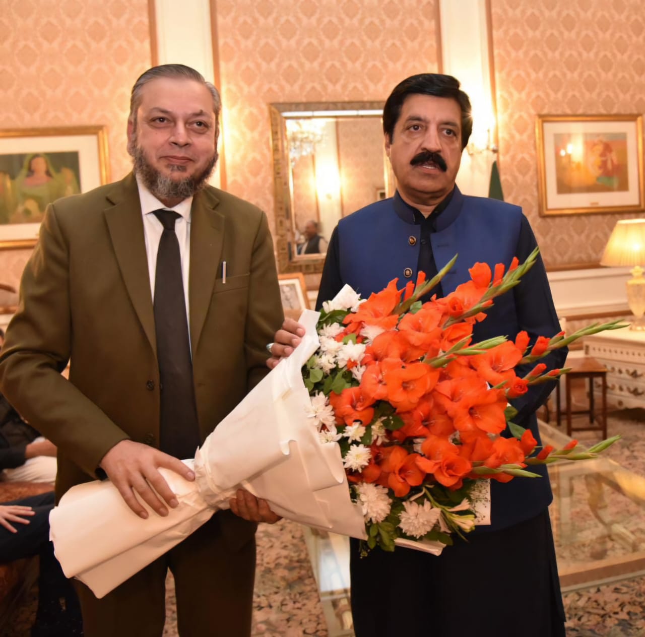 Vice Chancellor Prof. Dr. Muhammad Kamran met with Governor Punjab Sardar Saleem Haider Khan in Lahore