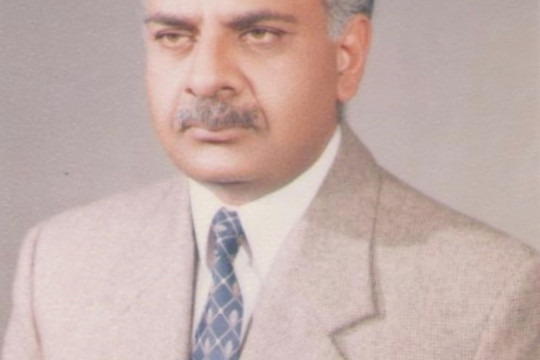 The Department of Pharmacy's founding chairman and former VC of IUB, Prof. Dr. Muhammad Shafiq Khan, has passed away.
