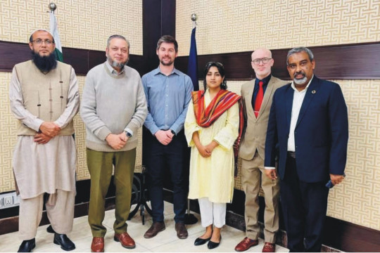 The Cambridge MAHSA project team met with Vice Chancellor Prof. Dr. Muhammad Kamran in his office.