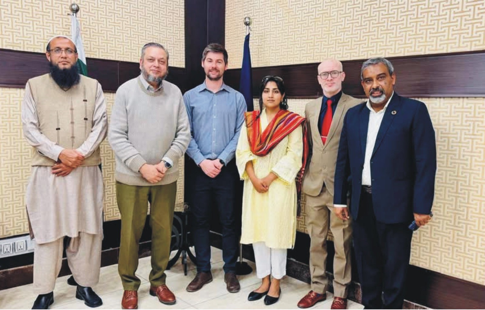 The Cambridge MAHSA project team met with Vice Chancellor Prof. Dr. Muhammad Kamran in his office.