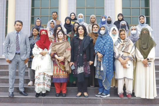 IUB organized an information seminar and awareness campaign on the occasion of World Osteoporosis Day.