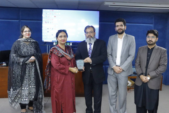 IUB organized a Women's Day panel discussion in collaboration with the State Bank of Pakistan Bahawalpur.