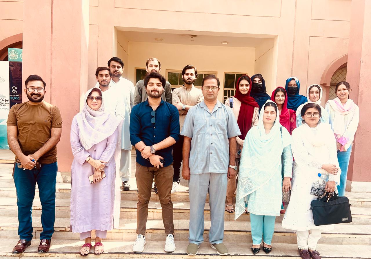 The first introductory meeting of the IUB Digital and Social Media Society was held at the Baghdad ul Jadeed Campus.