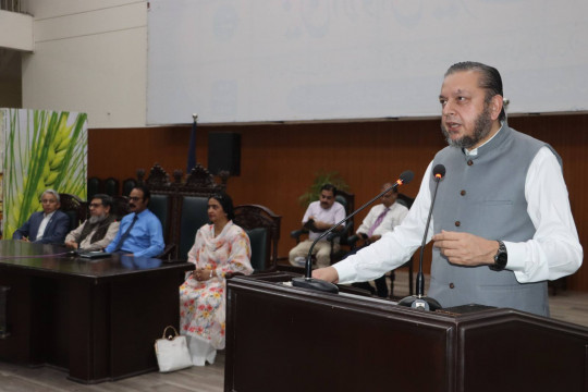 Vice Chancellor Prof. Dr. Muhammad Kamran's direct interaction with students in the first Student Panchayat