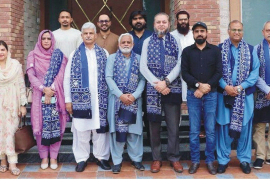 Vice Chancellor Prof. Dr. Muhammad Kamran visited the Enigmatix Software House with a high-level delegation.