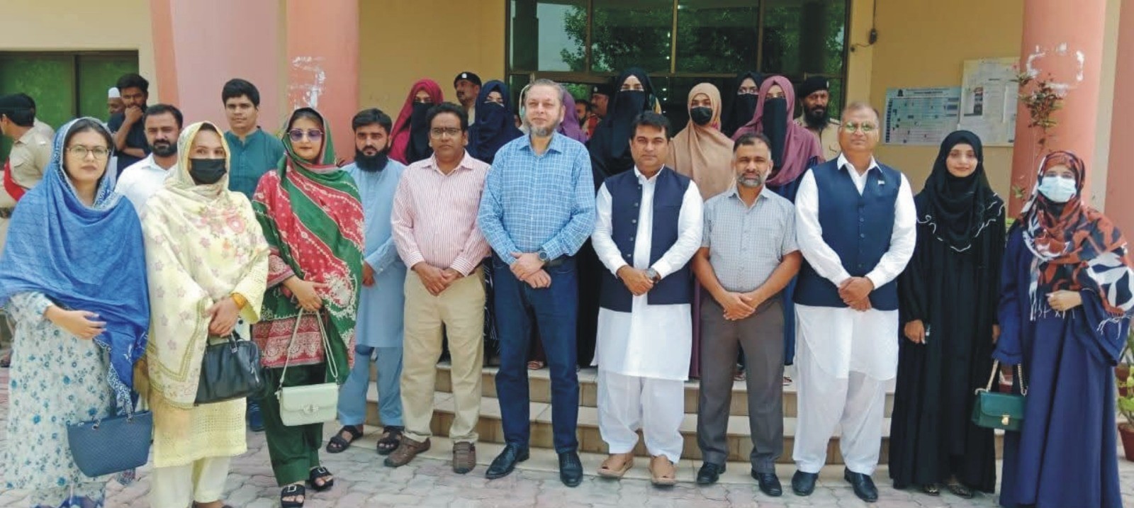 Vice Chancellor Prof. Dr. Muhammad Kamran paid a visit to the IUB Liaquatpur Campus.