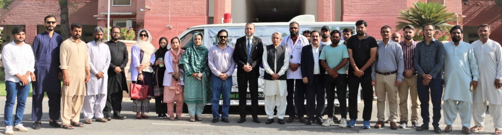 IUB Flood Relief Cell has set up a free medical and veterinary medical camp in Basti Salahan