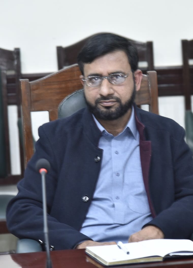 Islamia University of Bahawalpur's deputy treasurer, Tahir Mahmood, passed away.