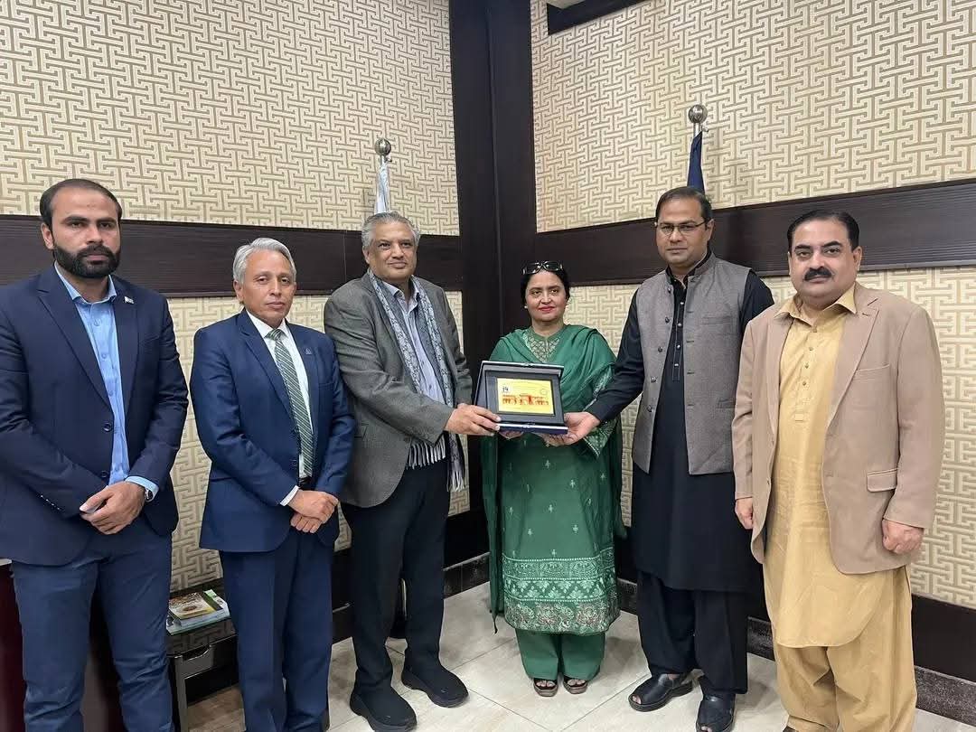 Renowned journalist and intellectual Mr. Sohail Warraich visited the Islamia University of Bahawalpur.