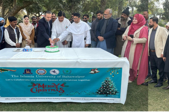 A Christmas ceremony was set up for the Christian staff of the Islamia University of Bahawalpur.