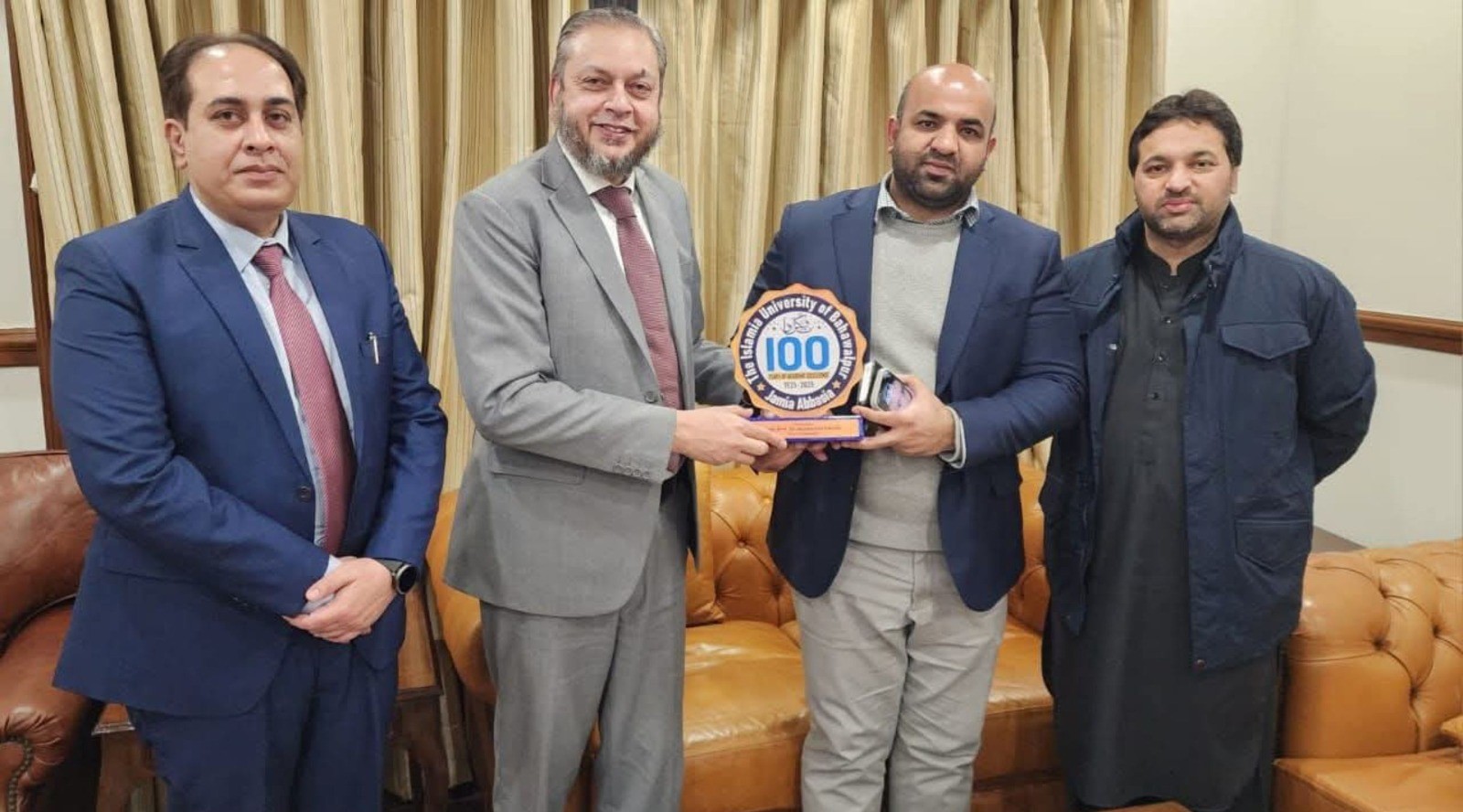 Vice Chancellor Prof. Dr. Muhammad Kamran met with Minister for Higher Education Punjab Rana Sikandar Hayat.