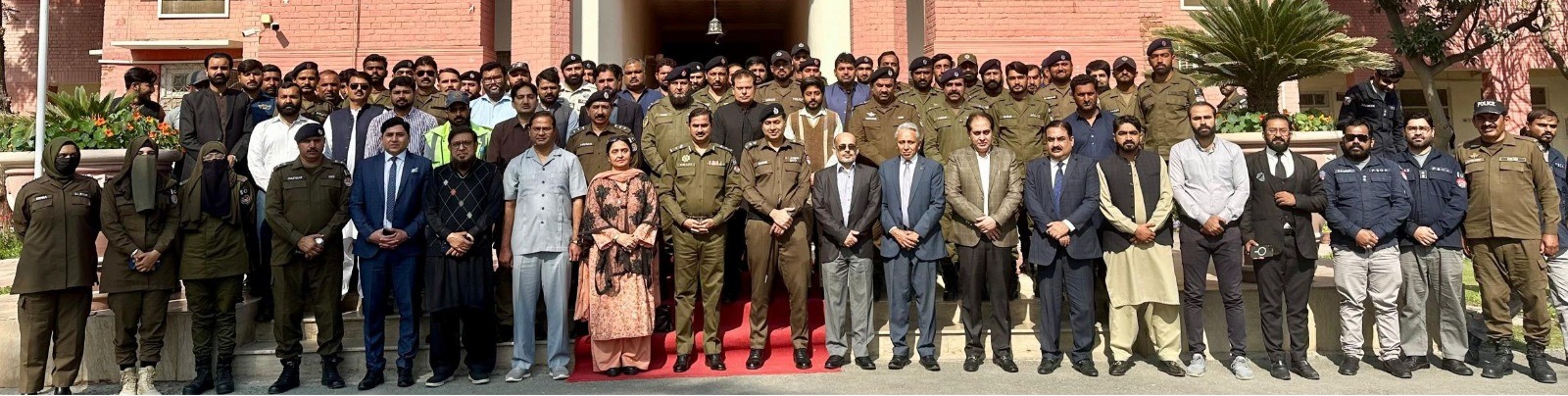 IUB hosted an awareness seminar for Punjab Police officers and employees about higher education opportunities.