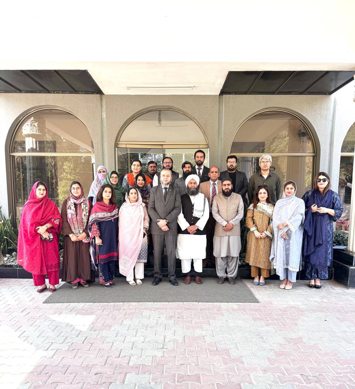 Appreciation ceremony of the organizers of 2nd International Conference on Aligning Global English with Local Cultures