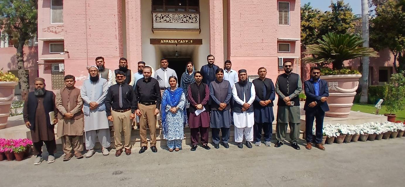 Cheque distribution ceremony and the ORIC Steering Committee meeting at Islamia University of Bahawalpur