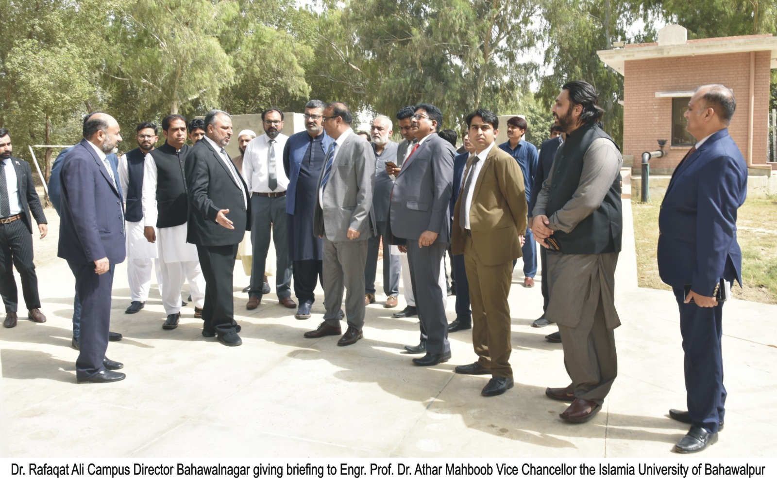 Worthy Vice Chancellor Engr. Prof. Dr. Athar Mahboob made a detailed visit to the Bahawalnagar Campus