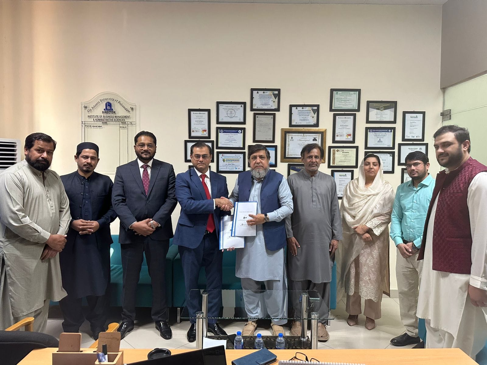 The Islamia University of Bahawalpur signed a Memorandum of Understanding with Meezan Bank