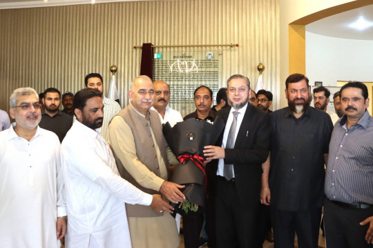 Top IUB officials paid a visit to the Bahawalpur Chamber of Commerce and Industry.