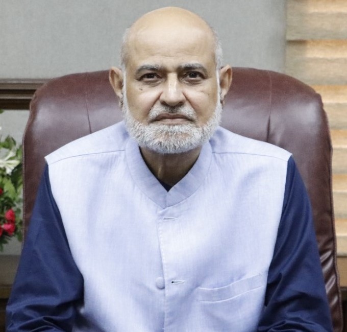 Prof. Dr. Naveed Akhtar