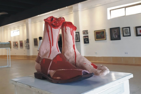 IUB observes Kashmir Black Day - Art Exhibition at Hakra Art Gallery