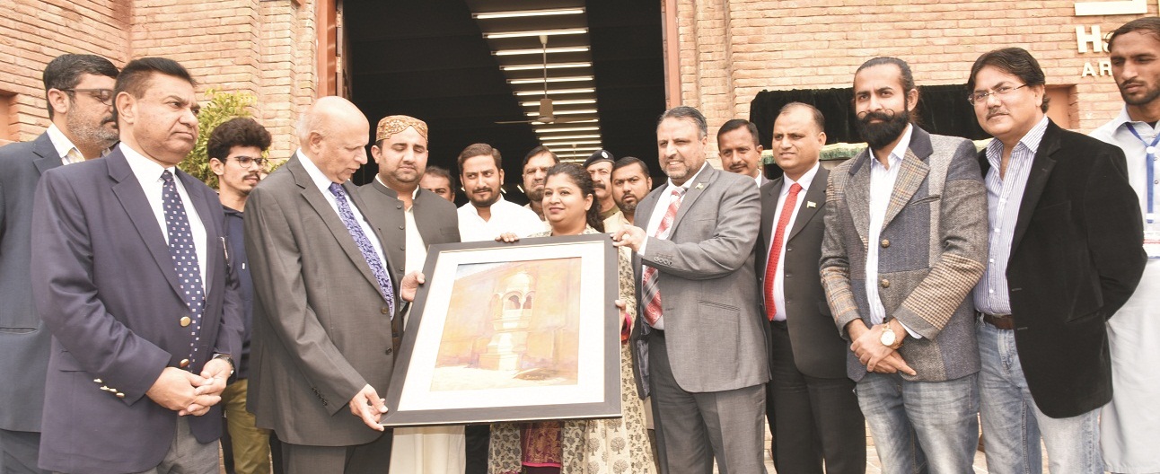 Governor Punjab Ch. Muhammad Sarwar during inauguration of Hakra Art Gallery