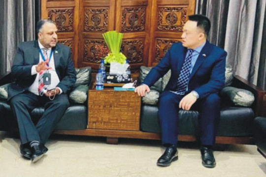 Prof. Dr. Athar Mahboob, Vice Chancellor IUB visited Embassy of People's Republic of China in Islamabad