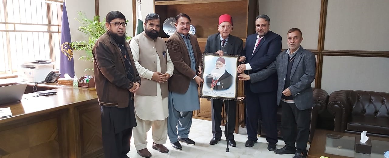 Syed M Asad Ullah (Aleegh) met with Engr. Prof. Dr. Athar Mahboob, Vice Chancellor