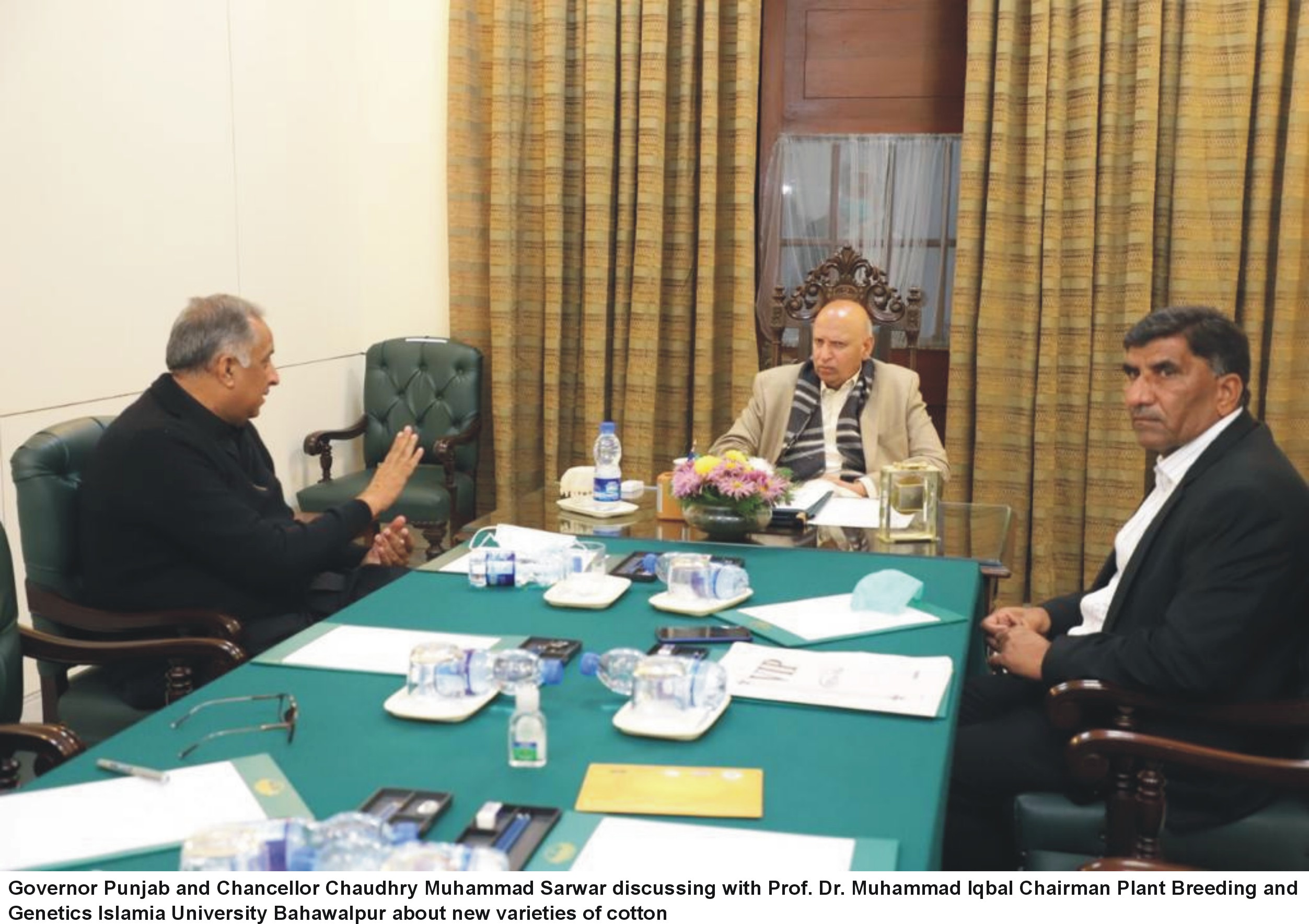 Chaudhary Muhammad Sarwar, Governor Punjab and Chancellor have praised the research work in IUB
