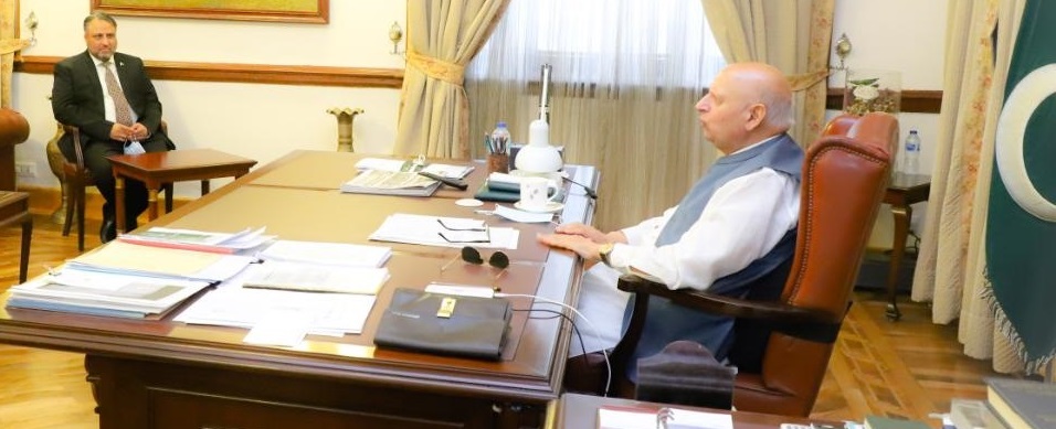 Worthy Vice Chancellor Meets Governor Punjab At Governor House Lahore