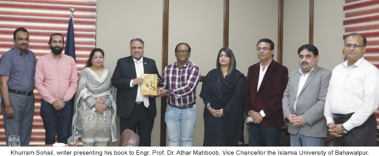 Vice Chancellor Prof. Dr. Athar Mahboob meeting with renowned journalist, writer, film critic Khurram Sohail